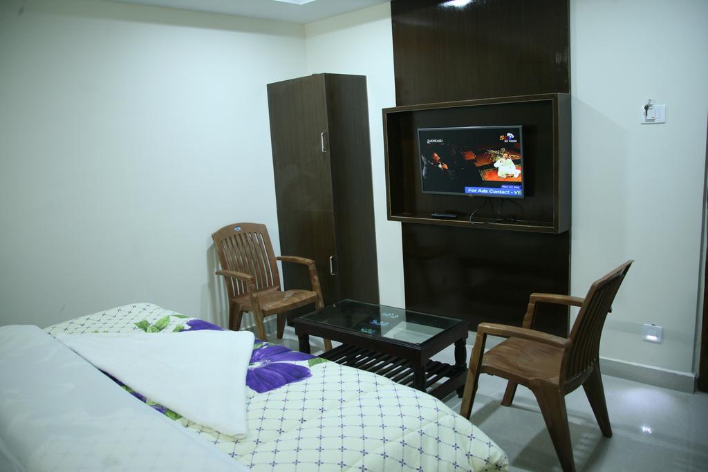 蒂鲁帕蒂 提鲁帕蒂kvp旅馆酒店 外观 照片